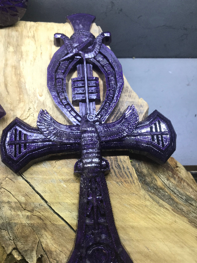 Croix d'Ankh avec améthyste
