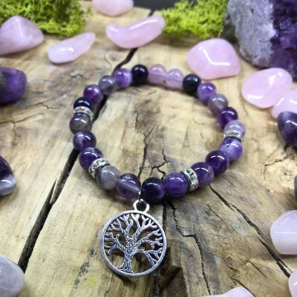 Bracelet élastique en Fluorite et Améthyste, avec un charmant arbre de vie