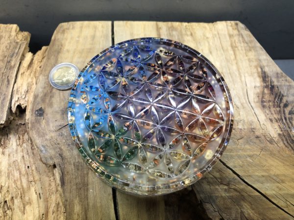 Orgonite fleur de vie 11cm 7 chakras